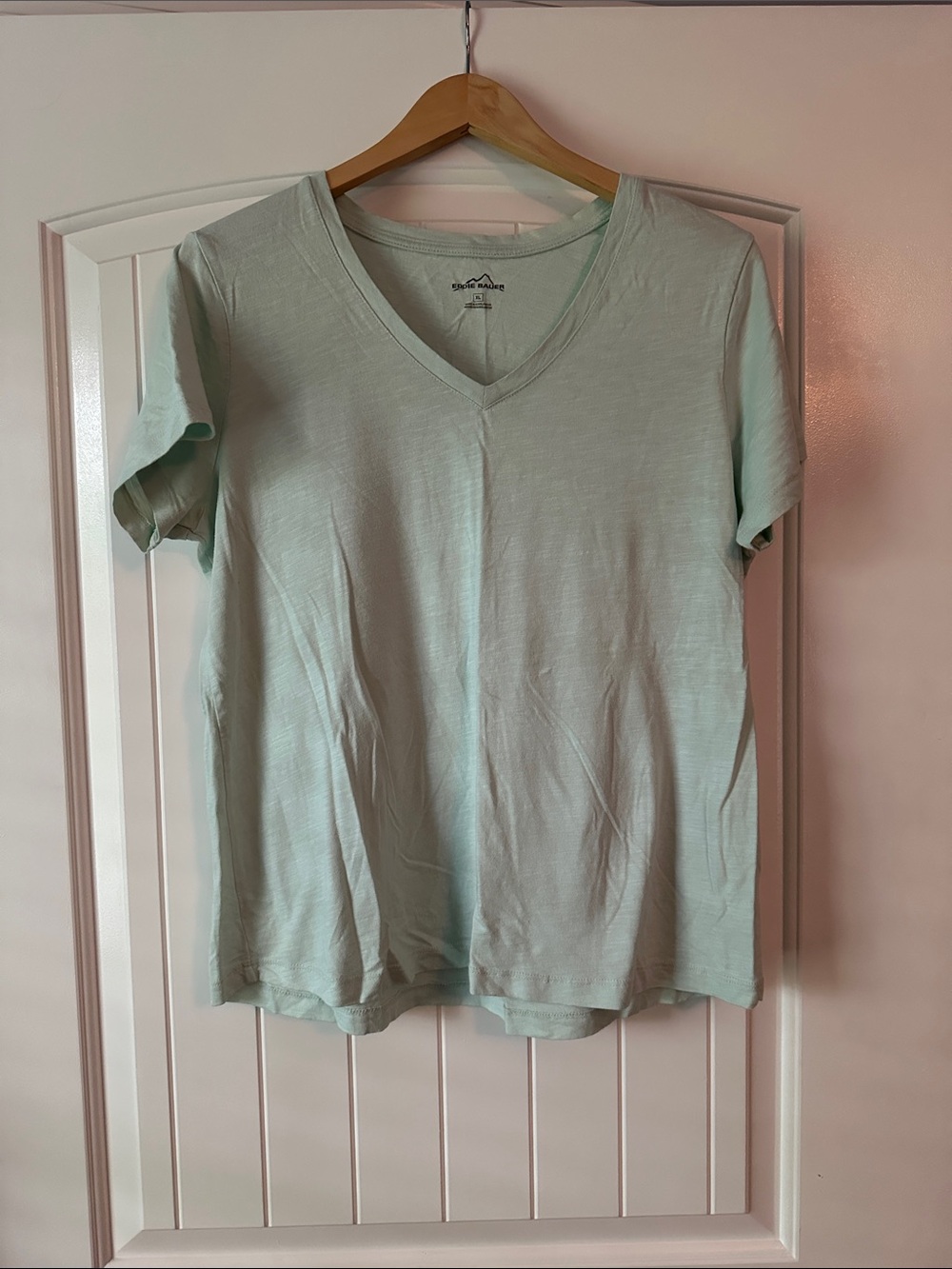 Eddie Bauer Women's V-Neck Short Sleeve Tee — Mint